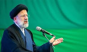 يُجمع معظم الإيرانيين على عدم جدوى الانتخابات الرئاسية التي انطلقت صباح الجمعة، في البلاد وانتهت بفوز إبراهيم رئيسي، رافعين شعار «انتهت اللعبة»، خاصة في ظل الت. Jlhxskoxdi1tnm