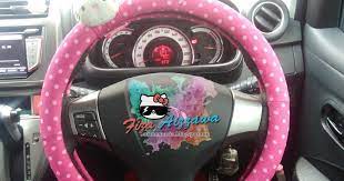 Biasanya lampu halogen ini dipasang pada lampu utama. Hiasan Dalaman Kereta Bertemakan Hello Kitty