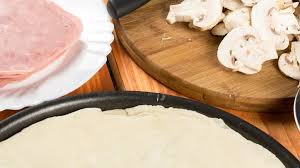Pate A Pizza Moelleuse Recette De Pate A Pizza Moelleuse Marmiton