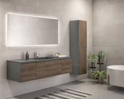 badkamer met houten badkamermeubel en hoge kast gb extreme badkamermeubels uw badkamer nl badkamer b badkamermeubel design badkamermeubels badkamermeubel
