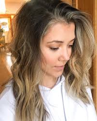 Emma • Balayage • Aveda