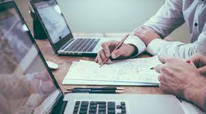 The average annual salary of a management consultant would also depend on their specialty. How Much Do Consultants Really Make In A Year Alcor Fund