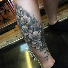 Women S Floral Tattoo Black Girls With Tattoos Floral Tattoo Tattoos