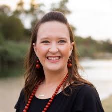 Kim Higdon (@LonghornKH)