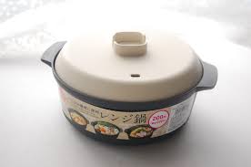 ダイソー】食材と鍋の素入れてレンチン10分！おひとり様専用「レンジ鍋」で楽しくお鍋をいただいた話 | 『あたらしい日日』  こんな時代のニューノーマルな暮らし方。食と農、生活情報をお届けします