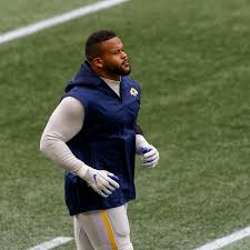 Aaron charles donald (born may 23, 1991) is an american football defensive tackle1 for the los angeles rams of the national football league (nfl). 3jiqnb1jc P5jm