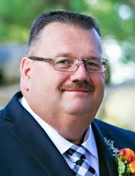 Randy Fink's Instagram, Twitter & Facebook