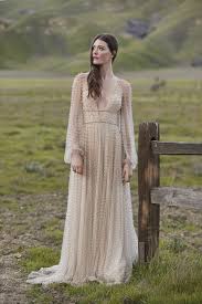 Dos transparent avec petit boutons au dos. Robe De Mariee Mercury Plume Paris
