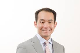 His youngest son lee yeow seng married yeo bee yin, the minister of energy, science, technology, environment and climate change on 11 march 2019. Ioi Properties Redesignates Ceo As Vice Chairman Names Voon New Ceo The Edge Markets