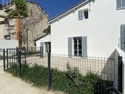 Find apartments for rent near your current location. Three Bedroom Apartment In Marseille Accomodation Rental