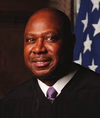 2012 Guide to Louisiana Courts.indd