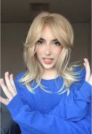 Suzanne Storm's Instagram, Twitter & Facebook