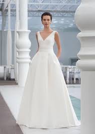 All woman will look fantastically, elegance in these gowns. 13 Fascinating Classic Wedding Gowns Ideas In 2020 Elegant Wedding Dress Wedding Dresses Nyc Etsy Wedding Dress