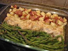If You Don T Feel Like Cooking And Yet You Want To Make A Good Meal For Your Family Try This Pan Of Chicken Chicken Green Beans Green Beans Green Bean