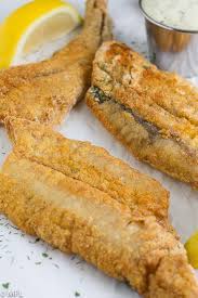 Using cooking oil spray, lightly spray each side of the fish. Crispy Air Fryer Fish My Forking Life