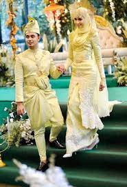 Macam macam warna di dunia ini sangat beragam. 180 Baju Nikah Ideas In 2021 Baju Nikah Wedding Dresses Nikah
