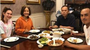 สงกรานต์ เตชะณรงค์ ถึงกับต้องออกมาโพสต์ ig ช่วงนี้โดนทักบ่อย ใช่หรือเปล่า.ใช่ลุงพลหรือเปล่า? Sf Vhsmprxwxtm
