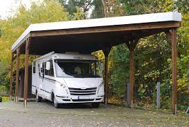 Ein Carport Fur Wohnwagen Gibt Es Bei Steda Die Durchfahrtshohe Ist Dem Wohnmobil Angepasst Sodass Es Ungehindert Parken Carport Wohnmobil Carport Wohnwagen