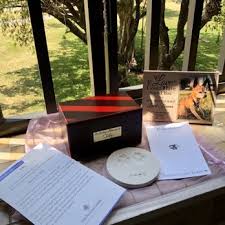 Grieving the loss of a cherished animal is never easy. Pet Angel Memorial Center Miami 15 Photos 16 Reviews Pet Cremation Services 10901 West Flagler St Miami Fl Phone Number Yelp