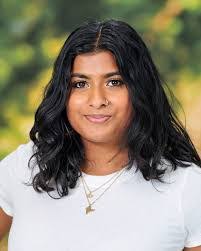 Candice Barfield's Instagram, Twitter & Facebook