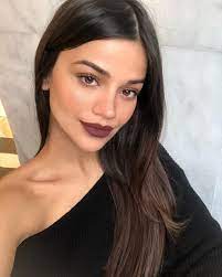 Flormar In Yeni Kiss Me More Rujlarini Denediniz Miii Dudagimdaki Renk 10 Numara Gul Kurusu Bordo Arasi Nefis Bi Renk Gercekten Co Hair Beauty Beauty Hair