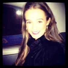 Olivia Callaghan (@oliviaagc)