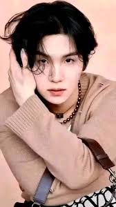 I'm Daisy. My mummies say that I'm a bit dopey bit they love me all the  more for it as I'm always happy. I love the sea and always make one of