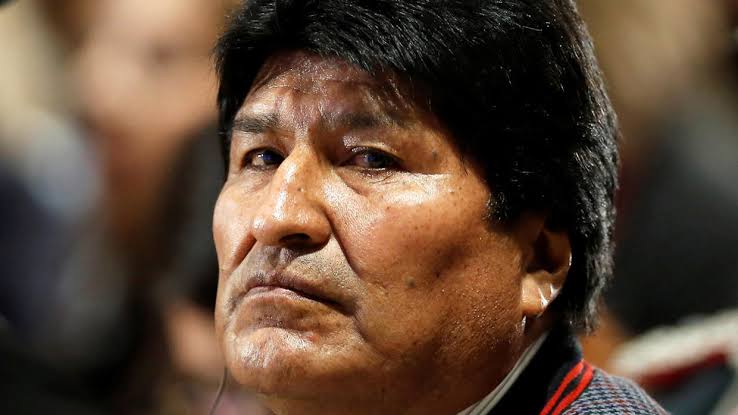 Resultado de imagem para evo morales fotos"