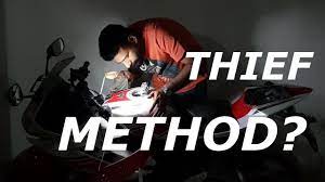 How To Easily Unlock Stuck Fuel Gas Tank Cap On Motorcycle Youtube