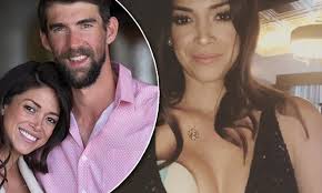 Michael Phelps' wife Nicole shares snap of herself pumping breast milk