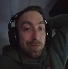 Is there a barbershop in California, Missouri that can do men's and kids'  haircuts today?