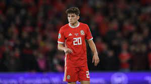 Daniel james was once again in action for wales against italy at euro 2020 on sunday. Ryan Mason Condemns Wales Decision To Allow Unconscious Daniel James To Play On Goal Com