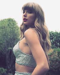 Taylor swift won album of the year at the grammy awards in march. Wyw83wnozorz8m