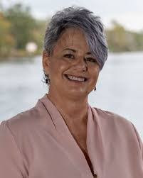 Paula Maness's Instagram, Twitter & Facebook