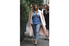 Très tendance avec un style urbain elle parfait votre tenue. Chemise Jean Femme Gemo Printemps Ete 2014 30 Chemises En Jean Pour Un Look In