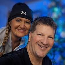 Kimberly Eisner's Instagram, Twitter & Facebook