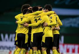 Sasa #kalajdzic passes to the right, where roberto #massimo is on the run, moves into center and takes shit. Borussia Dortmund Stigla Do Prve Pobjede S Novim Trenerom Bljesak Info Slatka Tajna Eu