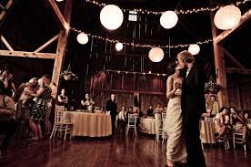 This rustic country venue features a 150 year old barn, tree lined lanes, ponds, streams, large wooded grounds and is ideal for festive gatherings and weddings alike. The Best Wedding Venues In Cottage Country Cottage Life