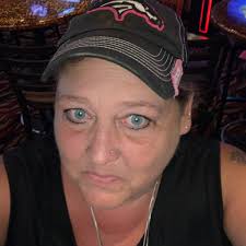 Found keys and doggy bag purse by Chart House?