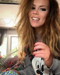 Mashna by Petra Fabian