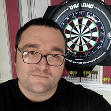 Wich one do you prefer? I customized the lower set of darts. My instagram:  dartart9. I will post more often with higher quality photos. Support is  welcome🥳