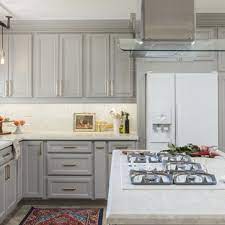 Whether you're looking to buy cabinet & drawer pulls online or get inspiration for your home, you'll find just what you're looking for on houzz. Above Cabinet Lighting Ideas Houzz