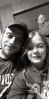 Leslie Rollins's Instagram, Twitter & Facebook