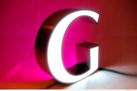 totem enseigne lumineuse lettre boitier face lumineuse et retroeclairage led decor lights deco