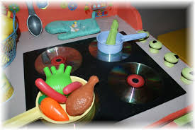 Diy Cuisine Pour Mes Cuistos Les Broutilles De Nanou Over Blog Com Cuisine Cuisine Enfant Plaque De Cuisson