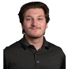 Karen Lapinski's Instagram, Twitter & Facebook