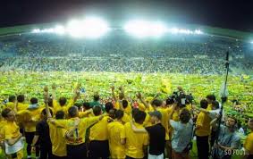 L'équipe du fc nantes, victorieuse du championnat de ligue 1 (division 1) et finaliste de la coupe de france en 1965/66. Et La Je Comprends Que Le Stade Va Entrer Sur La Pelouse Legende Fc Nantes 2000 2001 Partie 3 3 30 Decembre 2020 Sofoot Com