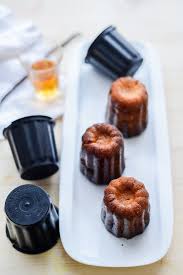 Canneles Rum Vanille Rezept Franzosisch Kochen Rezept In 2020 Franzosisch Kochen Lebensmittel Essen Lecker