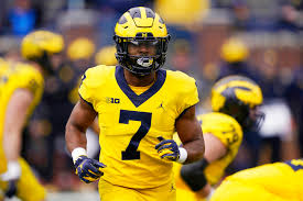 Local Roundup: Donovan Edwards returns to West Bloomfield to host youth  skills camp