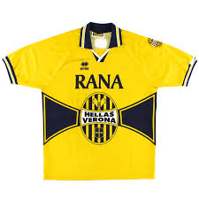 Acquista ora i merchandising e gli accessori originali della via carlo cattaneo 2, verona t. 1995 96 Hellas Verona Away Shirt Xl For Sale
